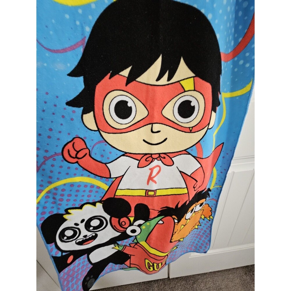 Ryan's World Bath / Beach Towel 23 X 50 Inches Moe Combo Panda Gus
